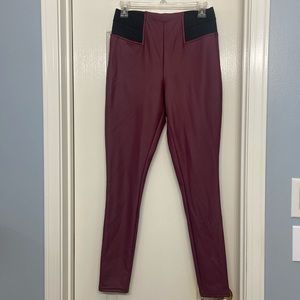 SIMPLY VERA Faux Leather Leggings VERA WANG NWOT